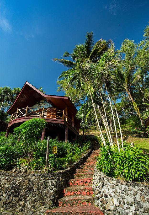 Palau Carolines Resort Koror Exterior foto